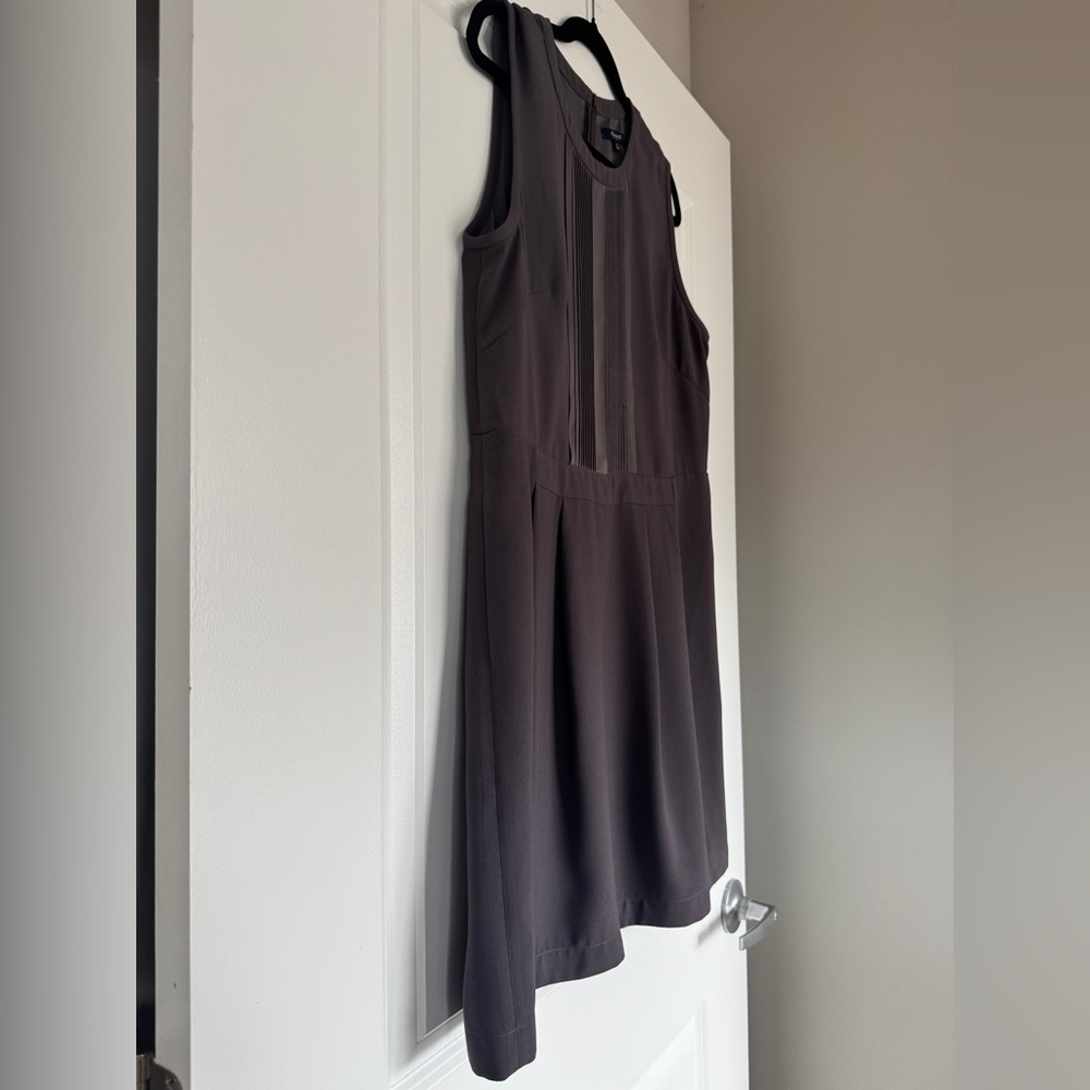MADEWELL Pintuck Bib Front Gray Dress with POCKETS! Size 14, Like New, No Flaws! - Picture 5 of 10